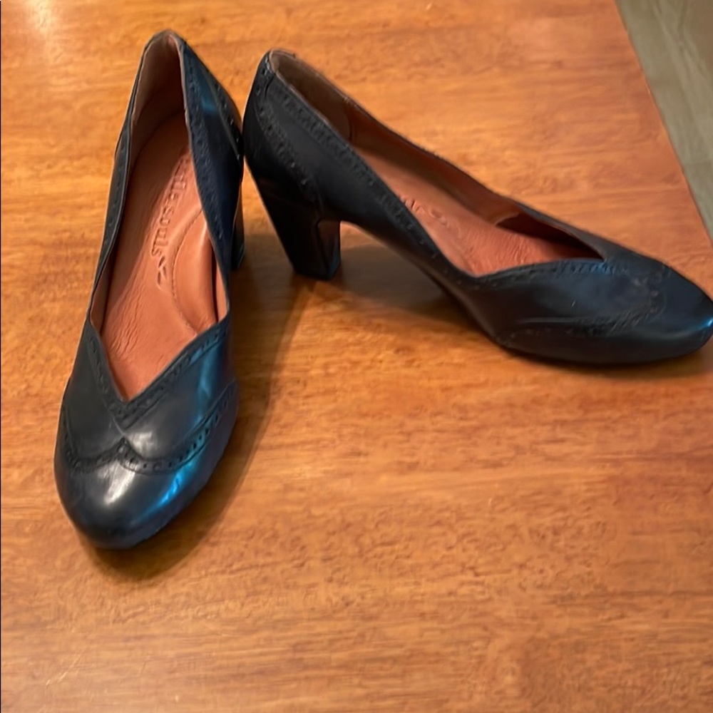 Gentle Souls, Gray Heels, size 7